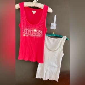 2 Womens Decorated Tank Tops Large